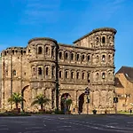 דירה In Pellingen Near *
