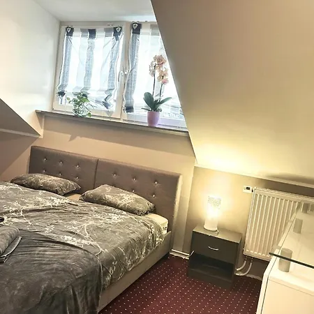 In Pellingen Near Apartament *