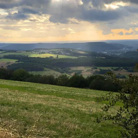 In Pellingen Near Apartament Trewir